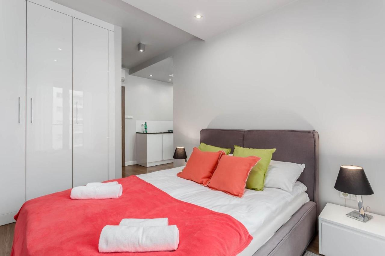 Rent Like Home - Oxygen Wronia 45 II Warsawa Bagian luar foto