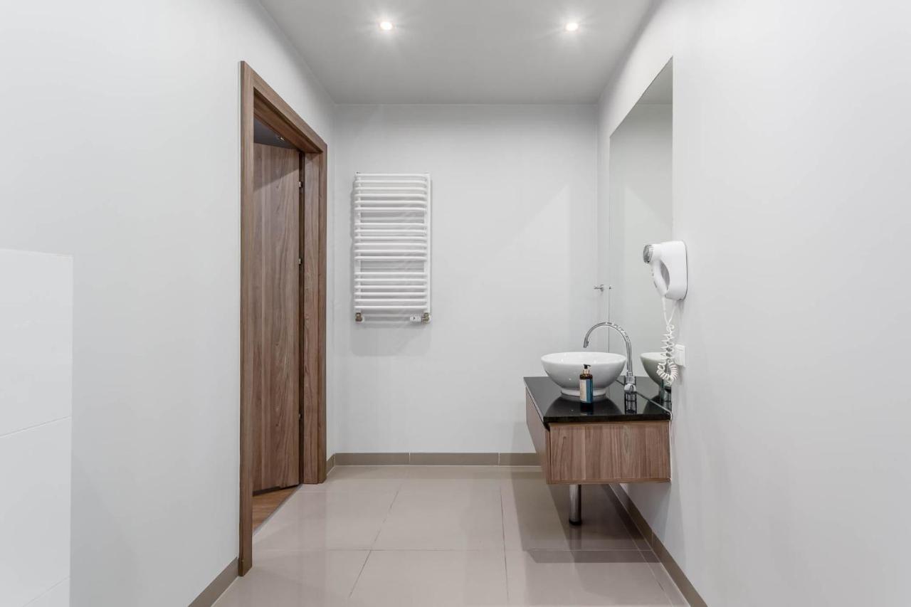 Rent Like Home - Oxygen Wronia 45 II Warsawa Bagian luar foto