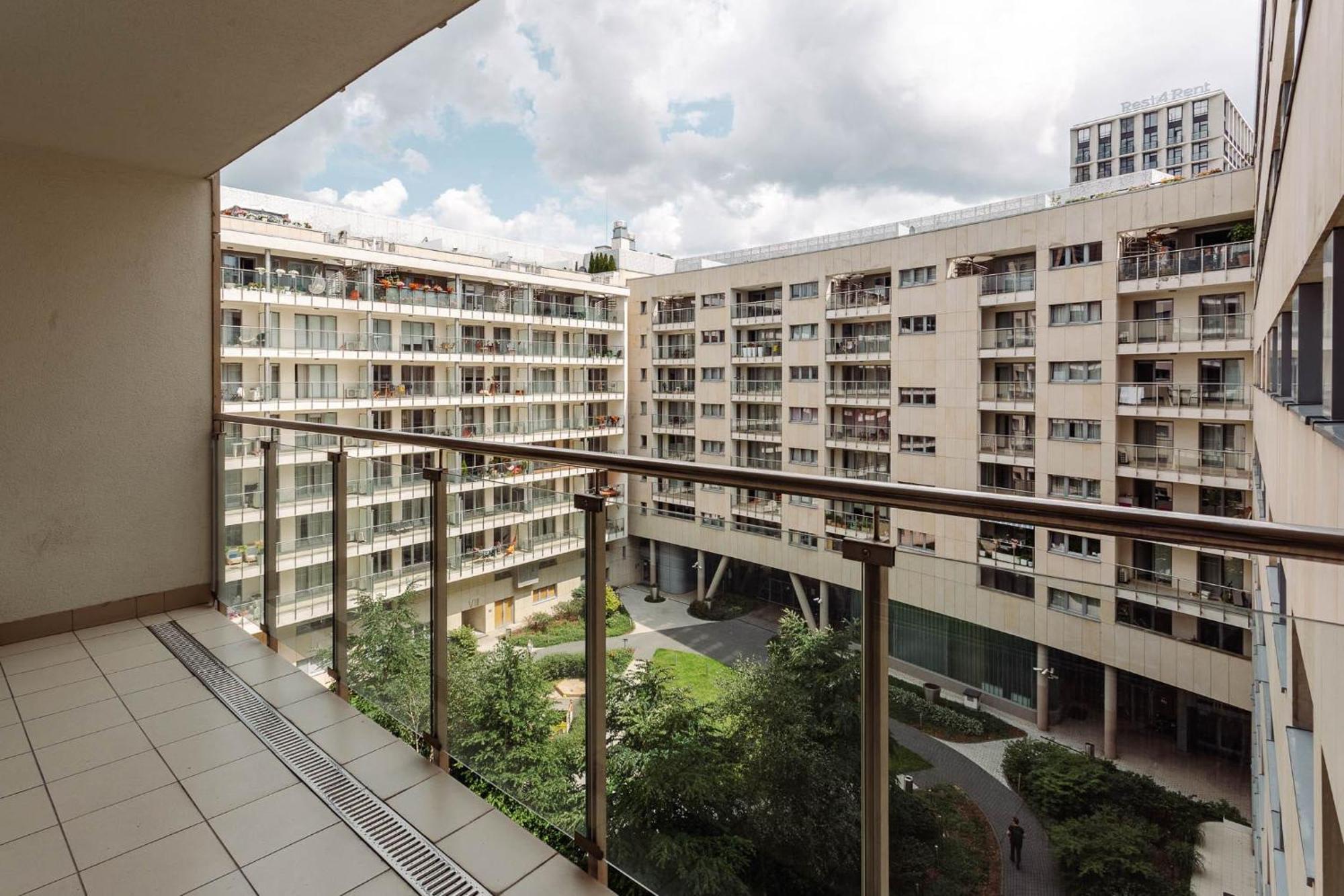 Rent Like Home - Oxygen Wronia 45 II Warsawa Bagian luar foto